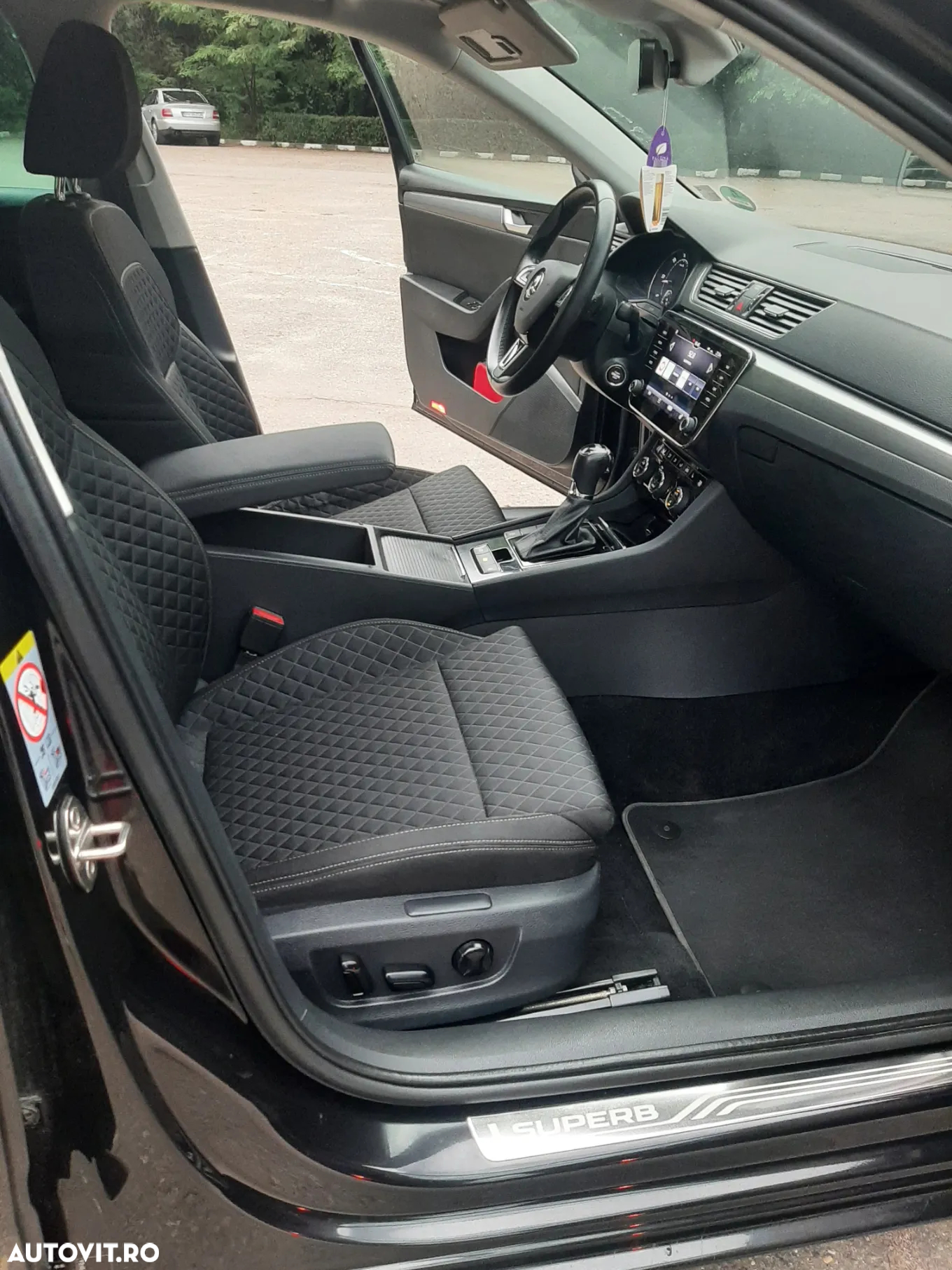 Skoda Superb 2.0 TDI DSG Style - 7
