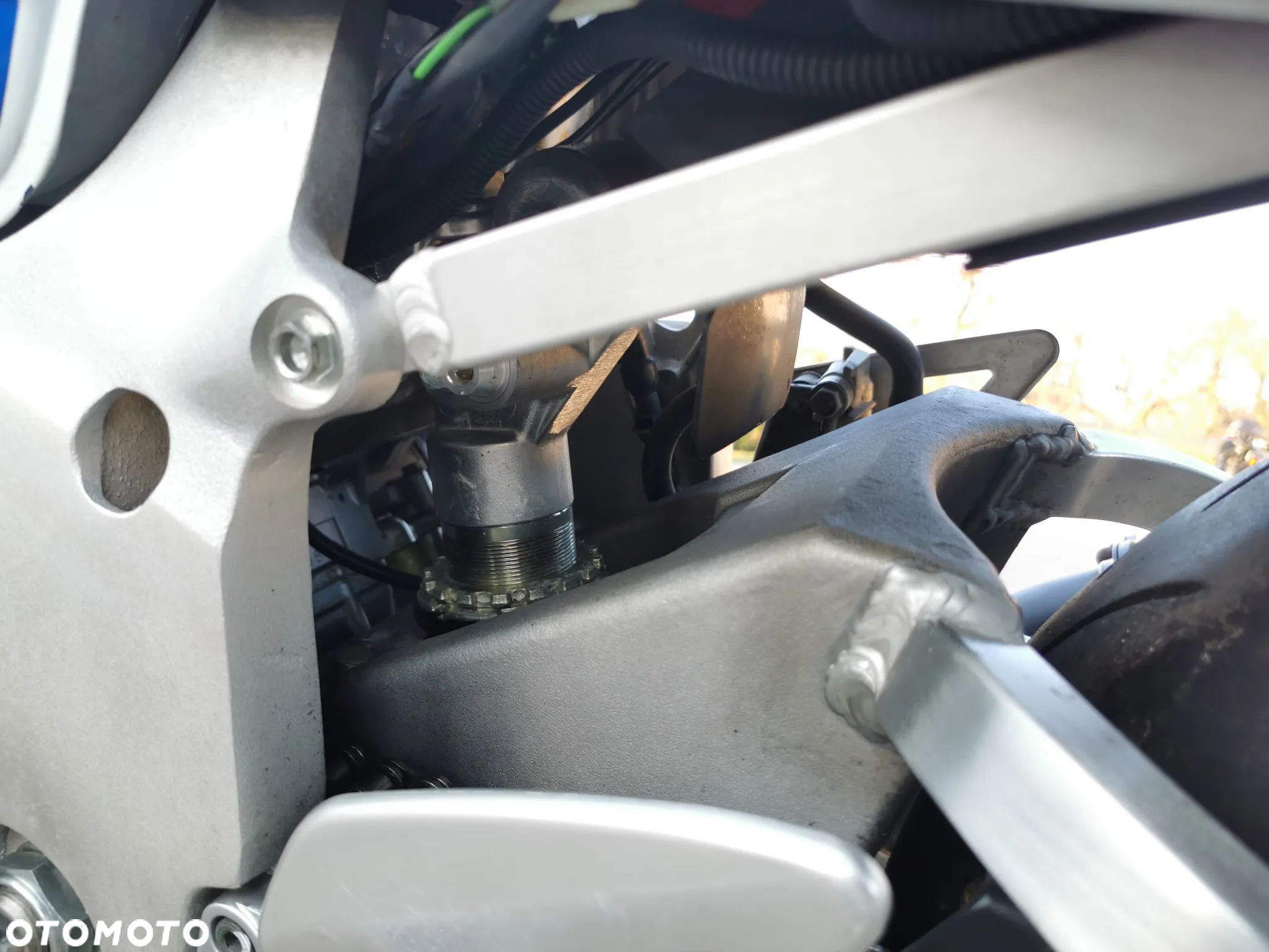 Suzuki GSX-R - 16