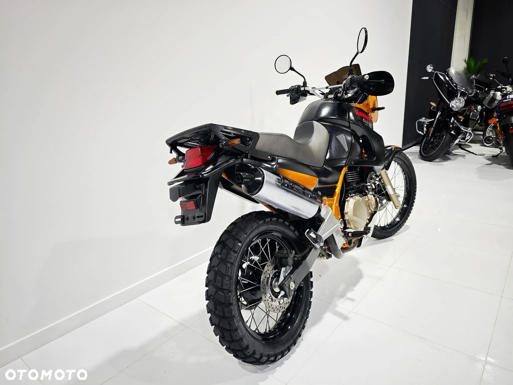 Kawasaki KLE - 12