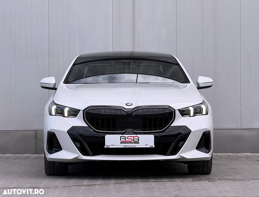 BMW Seria 5 520d xDrive AT MHEV - 12