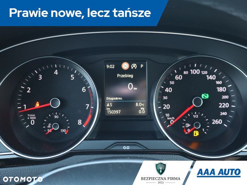 Volkswagen Passat - 12