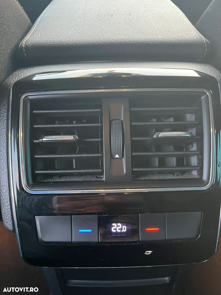 Skoda Superb 2.0 TDI DSG Style - 16