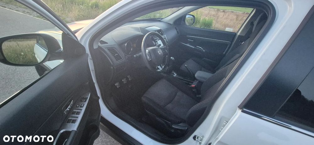 Mitsubishi ASX 1.6 Invite - 9