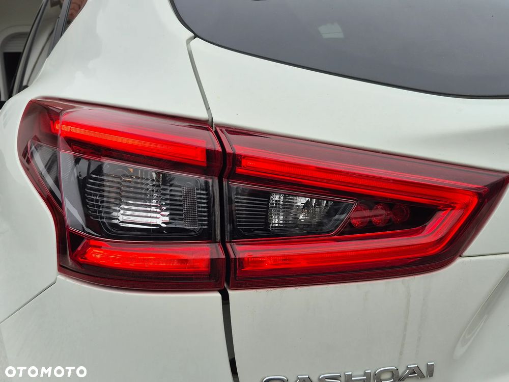 Nissan Qashqai 1.3 DIG-T ZAMA - 10