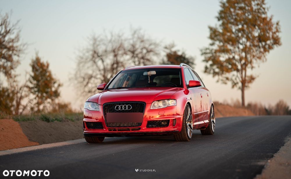 Audi A4 - 1