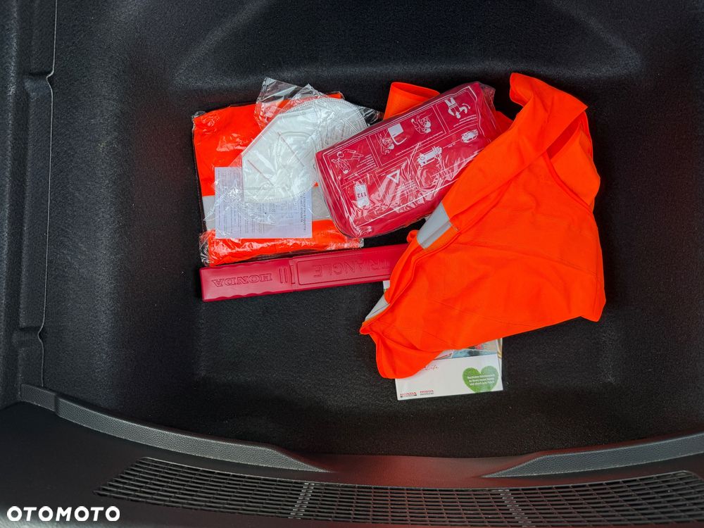 Honda Civic 1.0 T Comfort Sport Line - 23