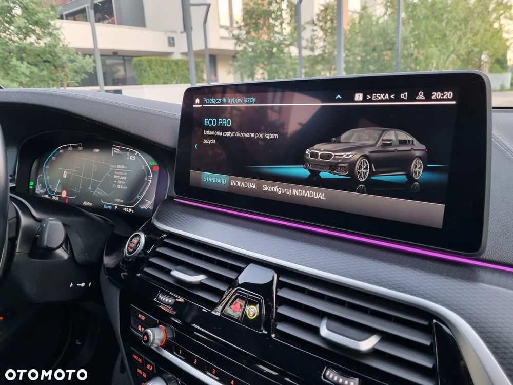 BMW Seria 5 520d xDrive MHEV M Sport sport - 23