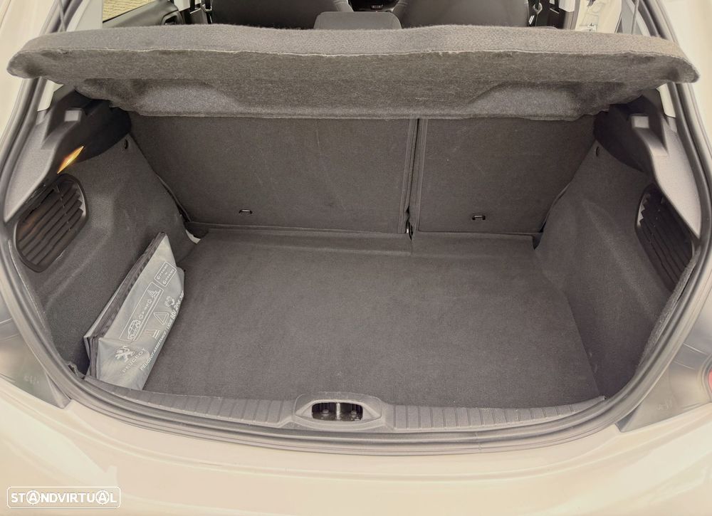 Peugeot 208 1.5 BlueHDi Signature - 38