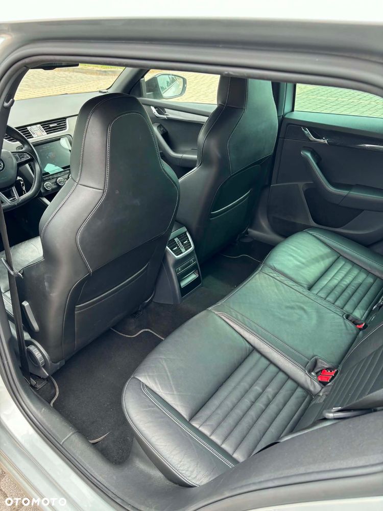 Skoda Octavia 2.0 TDI RS - 6