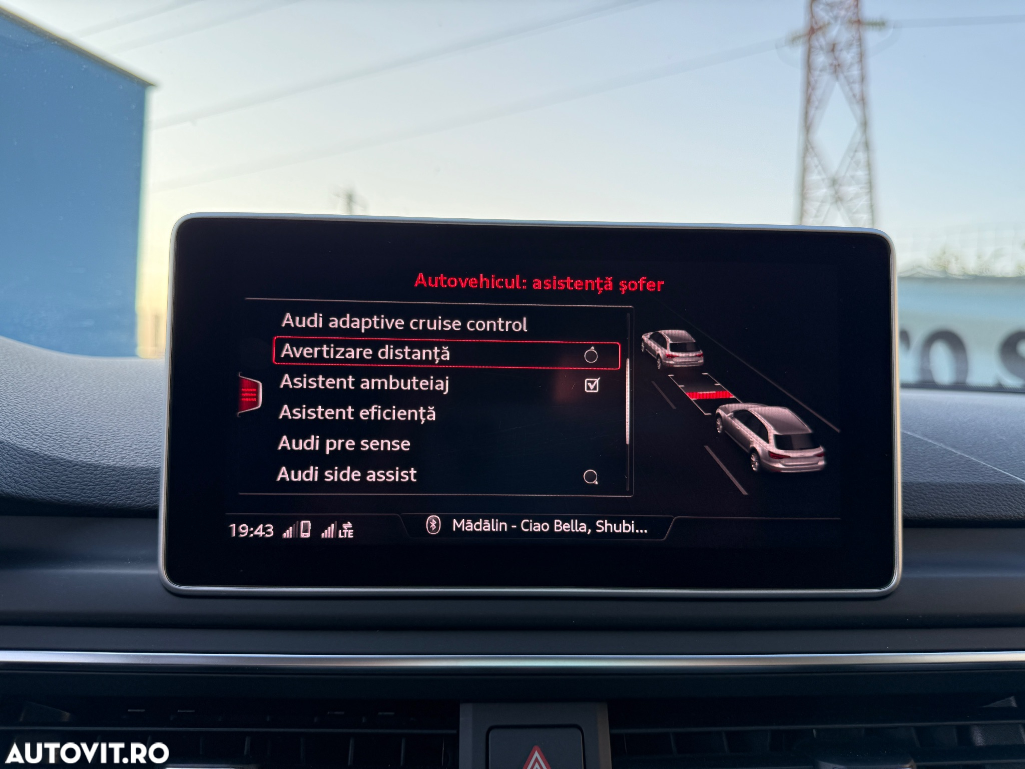 Audi A4 Avant 40 TDI S tronic - 25