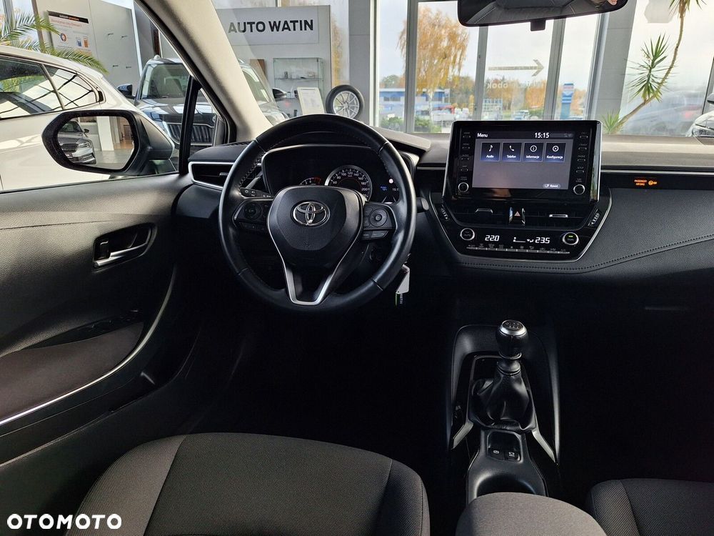 Toyota Corolla 1.5 Comfort - 17