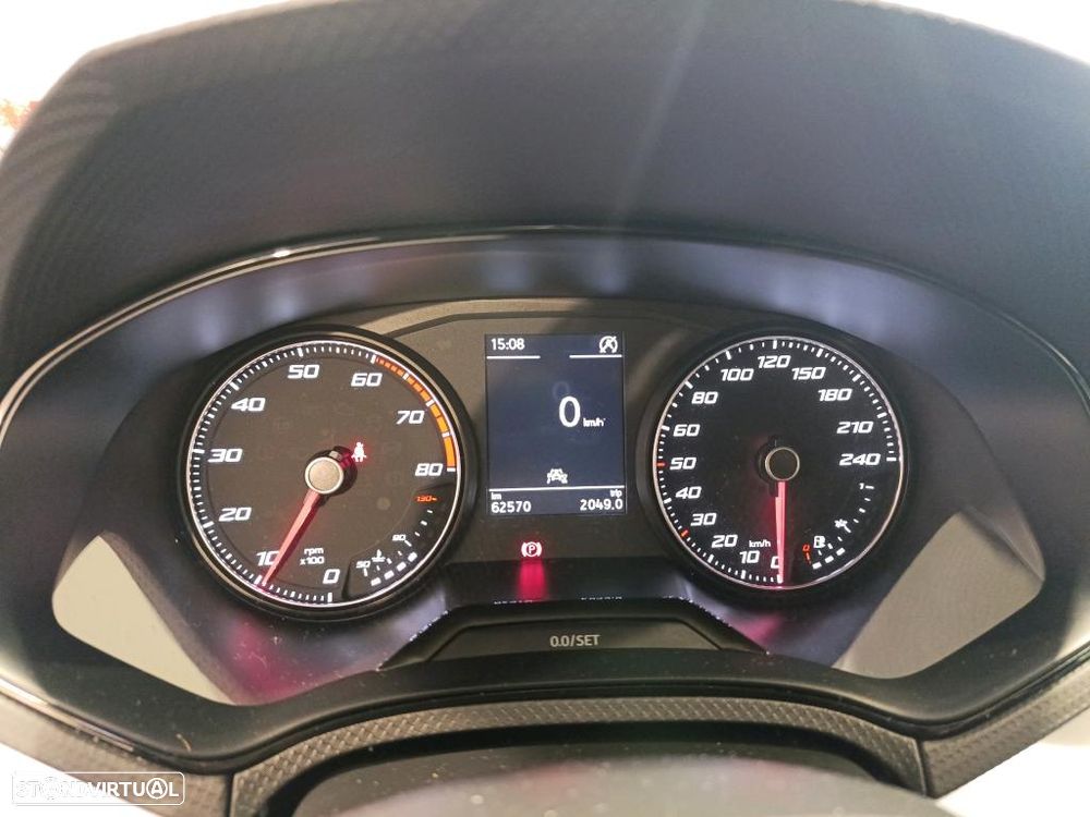 SEAT Arona 1.0 TSI FR - 6