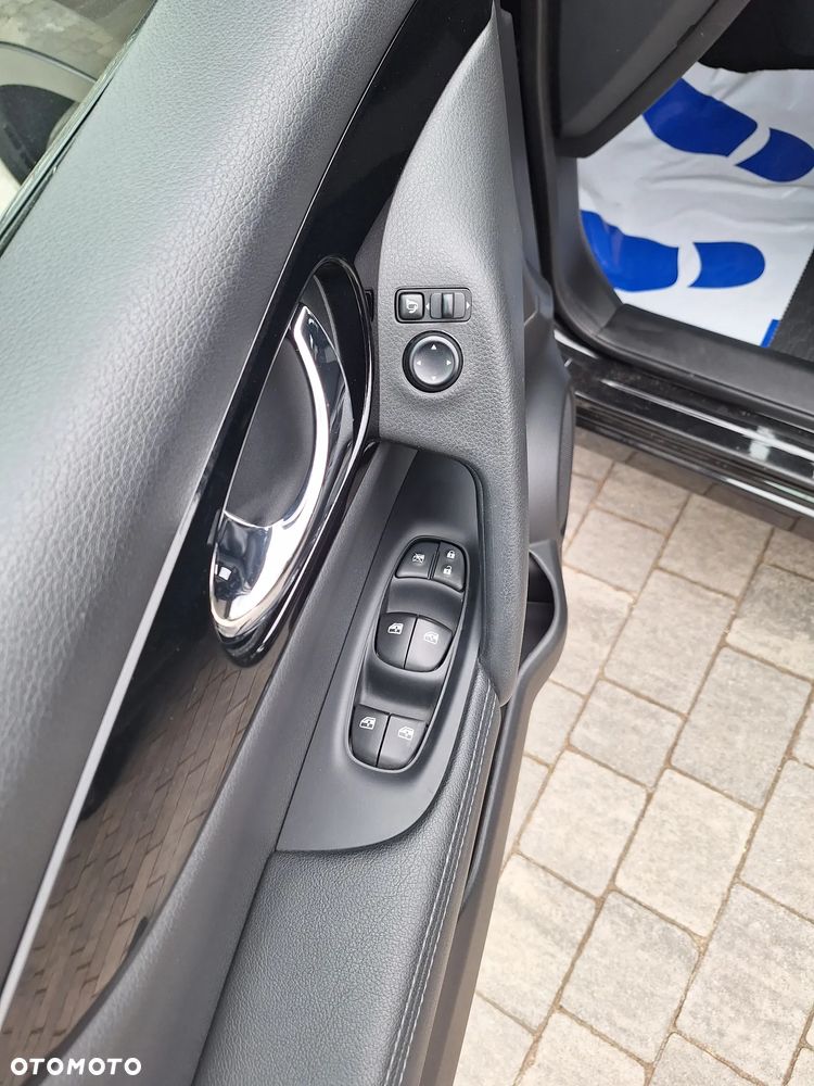 Nissan Qashqai 1.3 DIG-T N-Connecta - 13