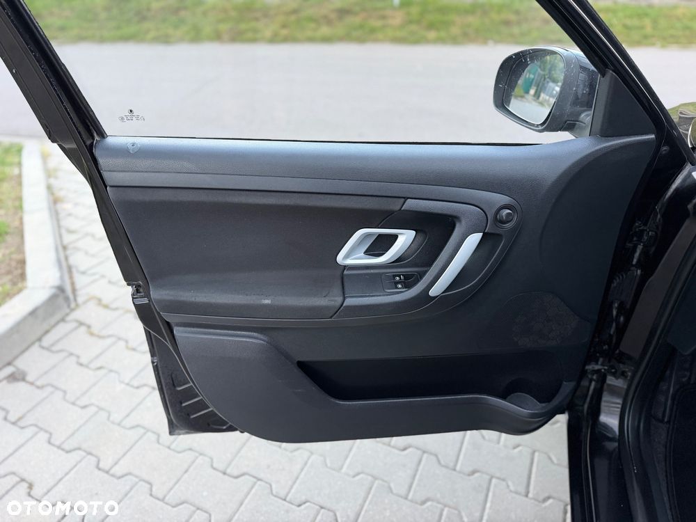 Skoda Fabia 1.4 16V Comfort - 24