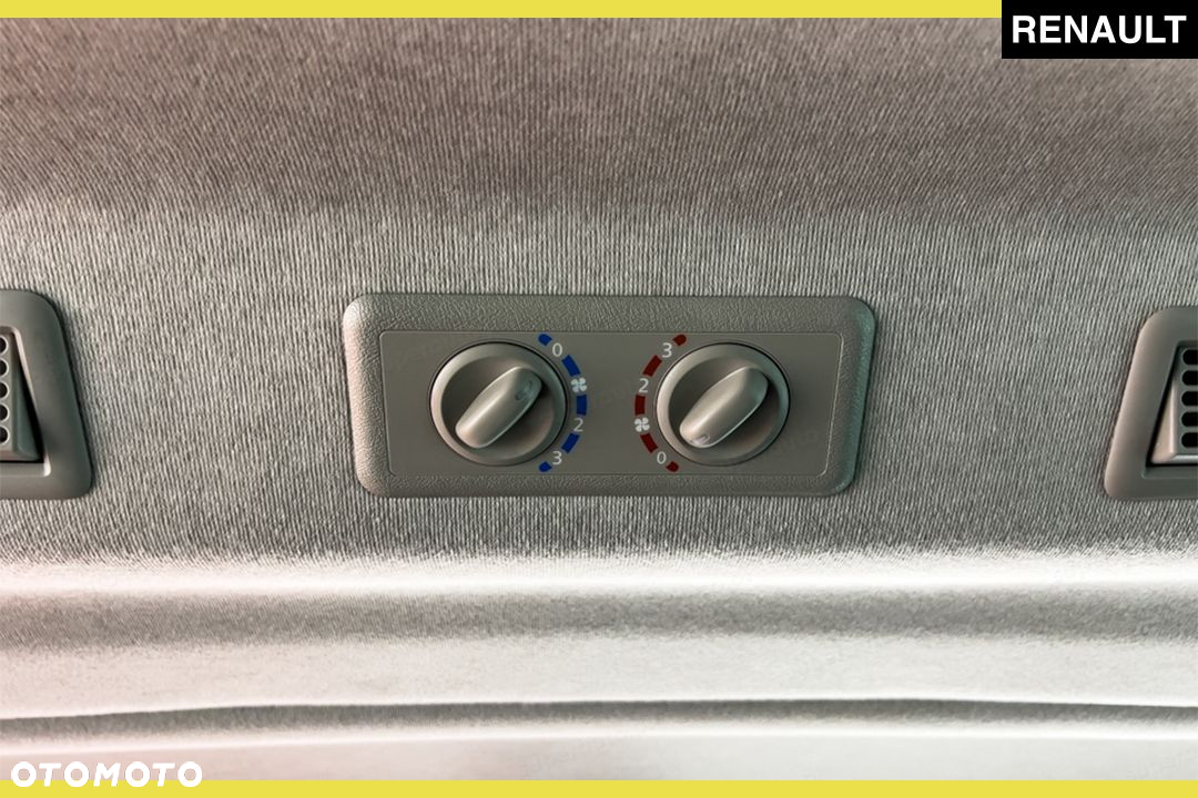 Renault Trafic - 32