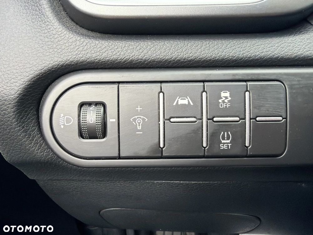 Kia XCeed 1.5 T-GDI M DCT - 22