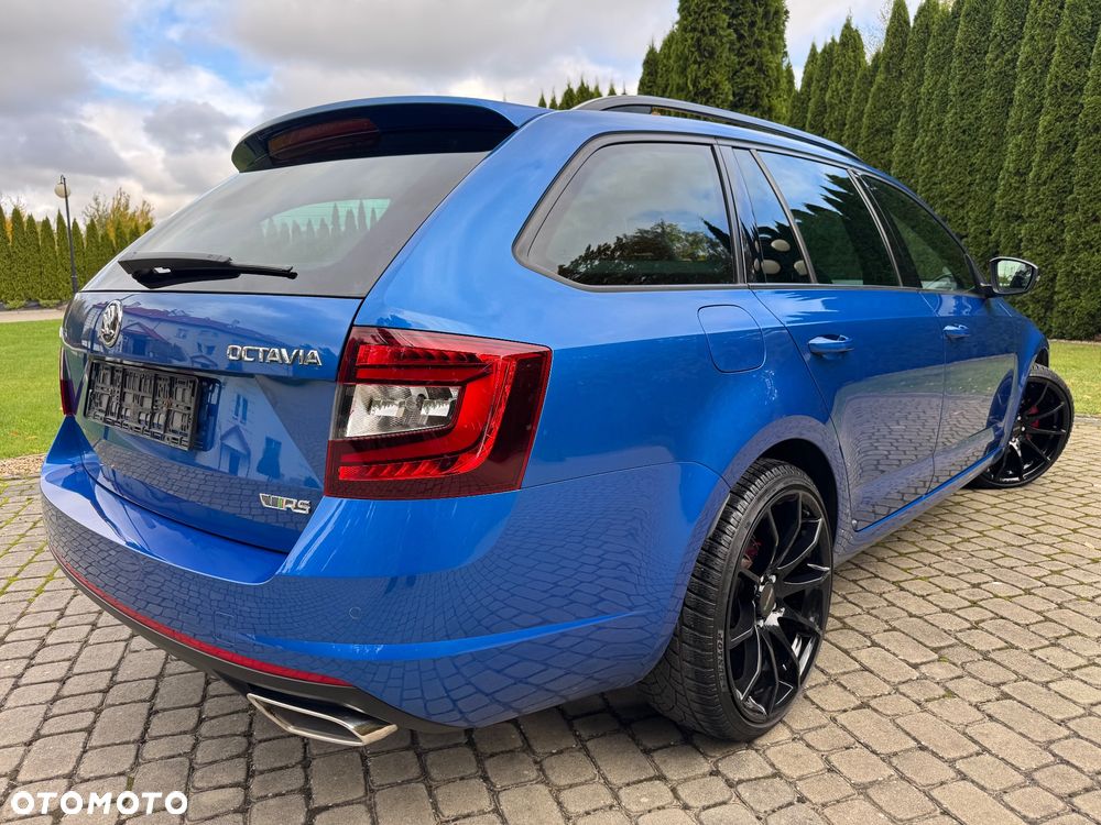 Skoda Octavia 2.0 TDI DSG RS - 14