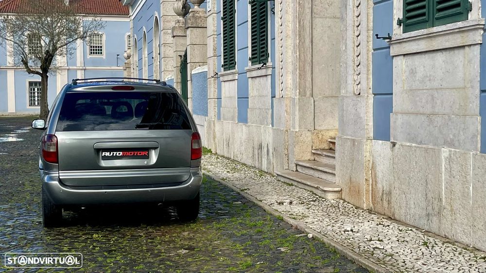 Chrysler Voyager 2.5 CRD Manhattan - 9
