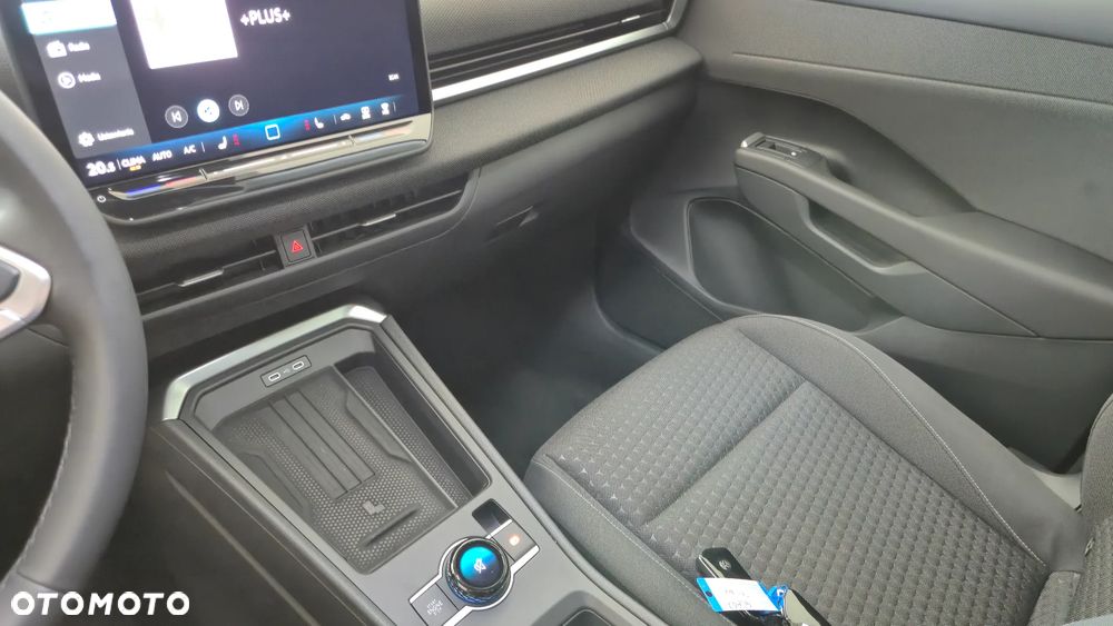 Volkswagen T-Roc 1.5 eTSI Life DSG - 9