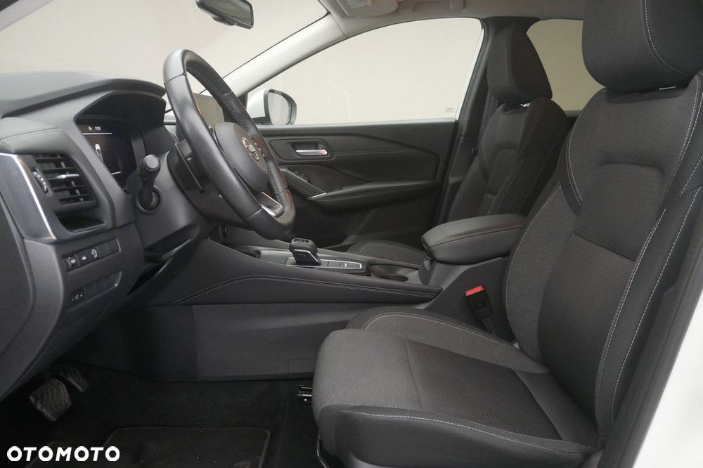 Nissan Qashqai 1.3 DIG-T mHEV N-Connecta Xtronic - 12