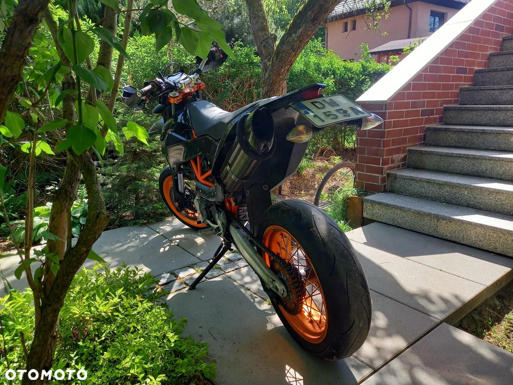 KTM SMC