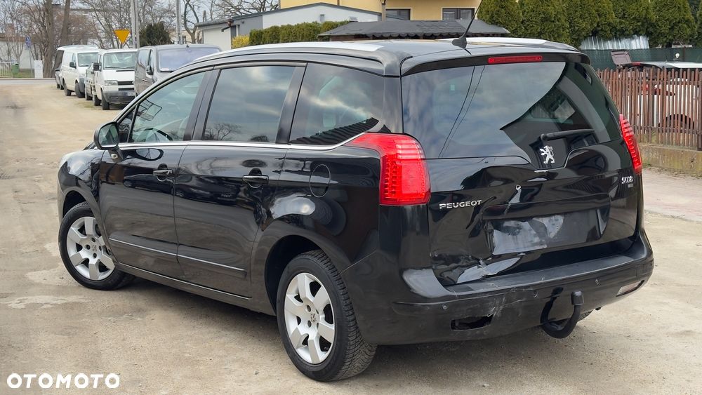 Peugeot 5008 e-HDI 115 ETG6 Stop&Start Allure - 11