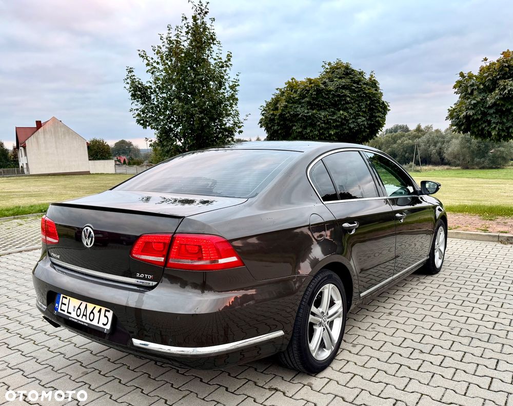 Volkswagen Passat 2.0 TDI Highline DSG - 5