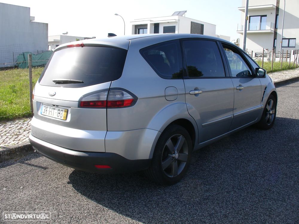 Ford S-Max 2.0 TDCi Titanium 7L - 9