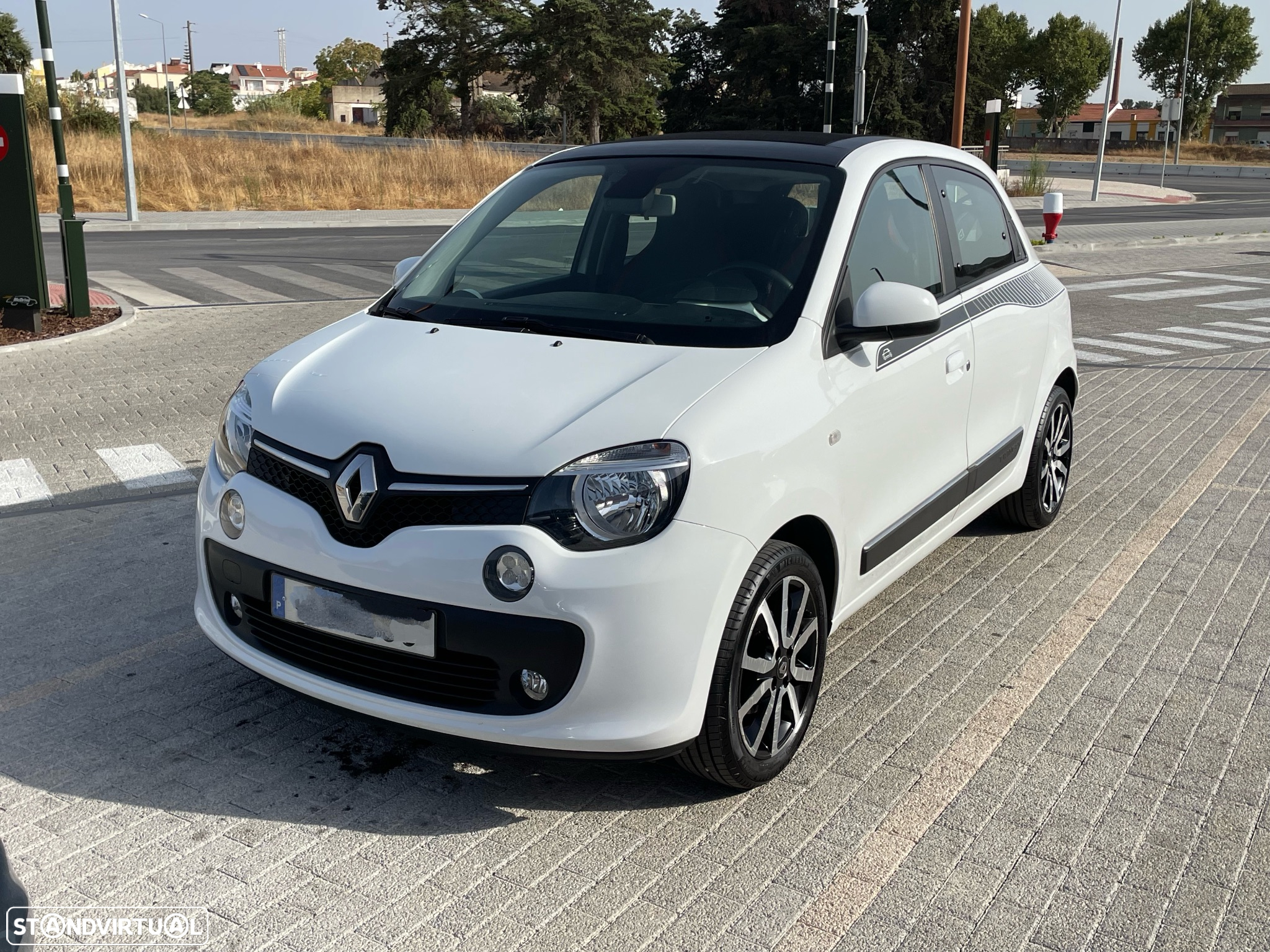 Renault Twingo 1.0 SCe Luxe - 2