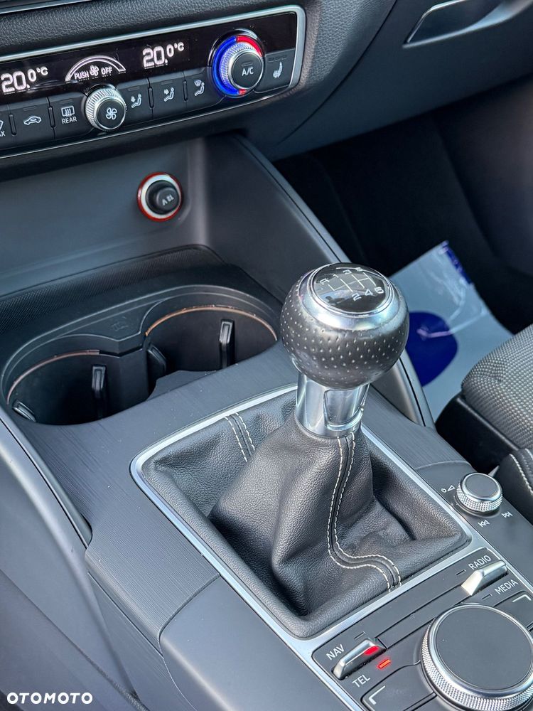 Audi A3 3-drzwiowe 1.4 TFSI S line Sportpaket - 18