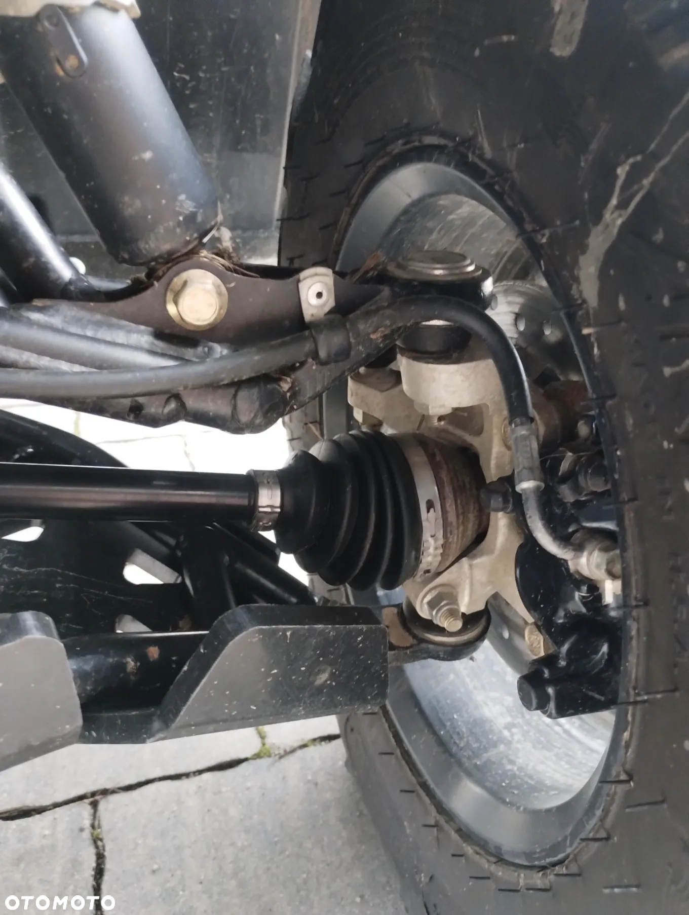 Can-Am Outlander - 12