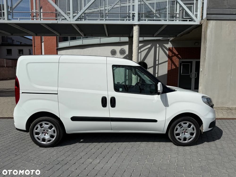 Fiat Doblo Furgon 3 Osobowy - 5
