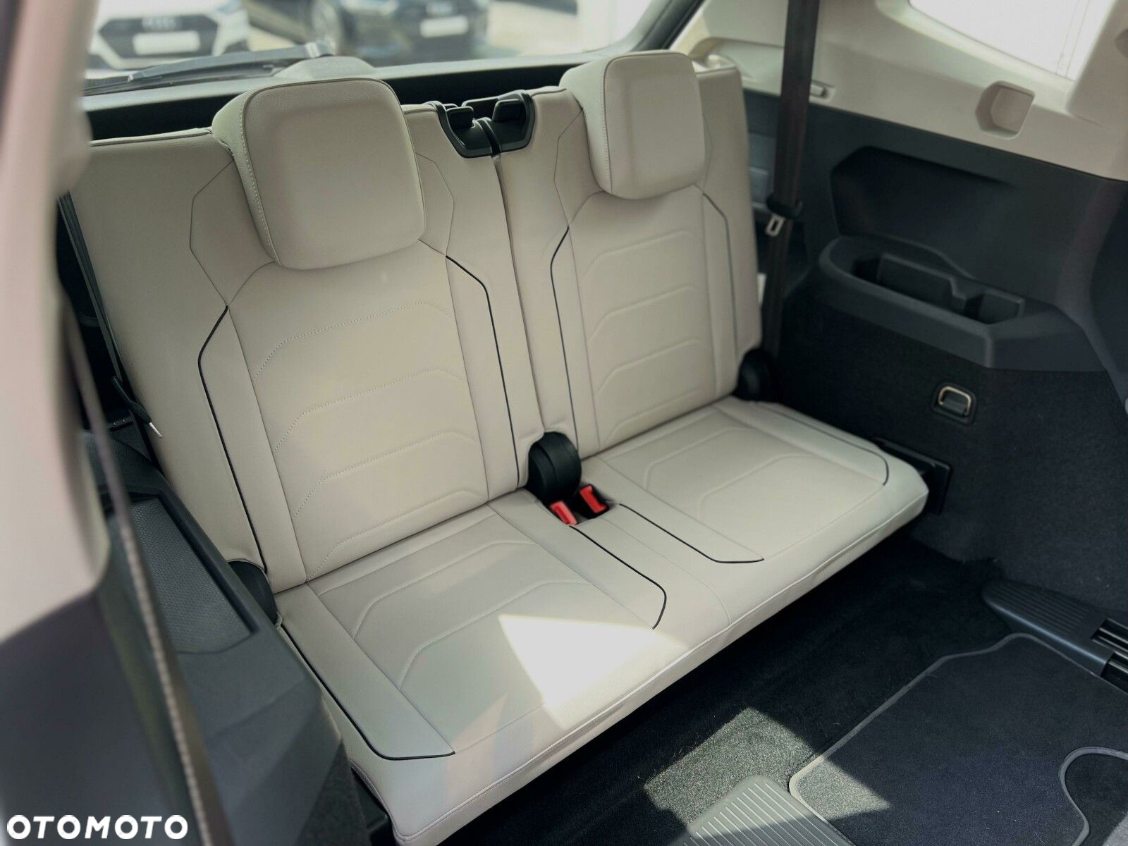 Volkswagen Tiguan Allspace 2.0 TSI 4Mot Highline DSG 7os - 24