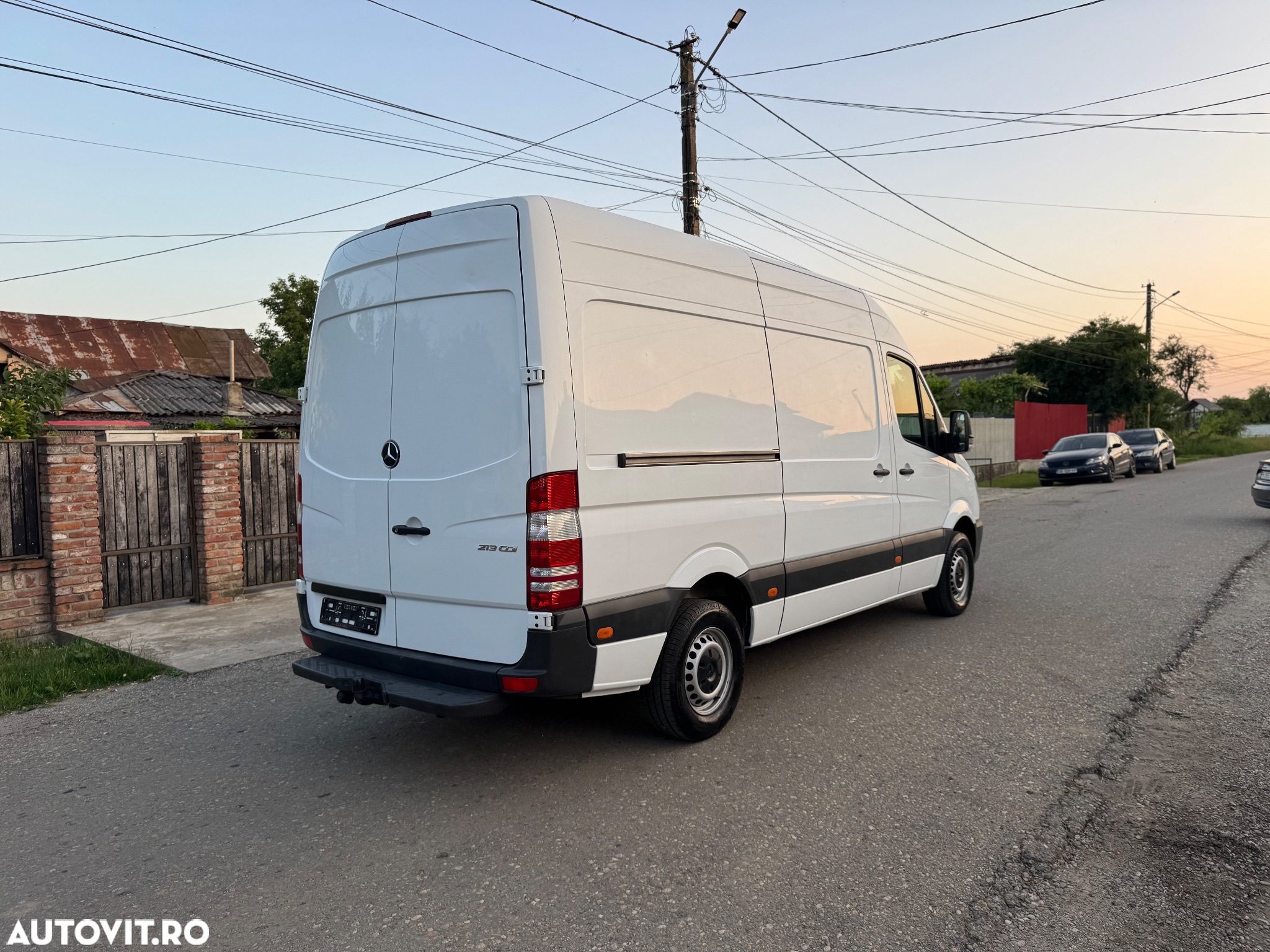 Mercedes-Benz Sprinter - 4