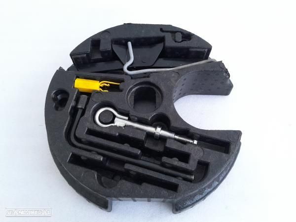 Kit Pneu Suplente / Macaco Peugeot 508 Sw I (8E_) - 1