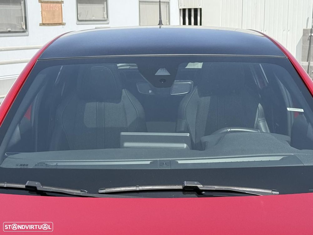 Peugeot e-208 GT - 7