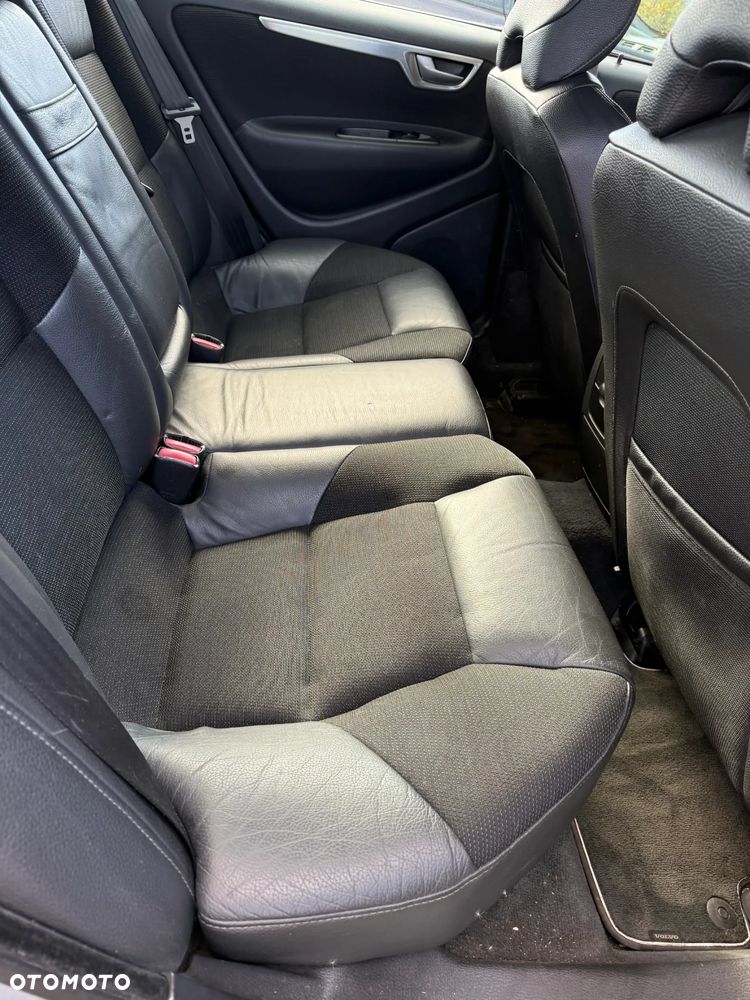 Volvo S60 2.0T Kinetic - 16