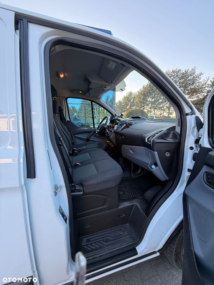 Ford Transit custom - 15