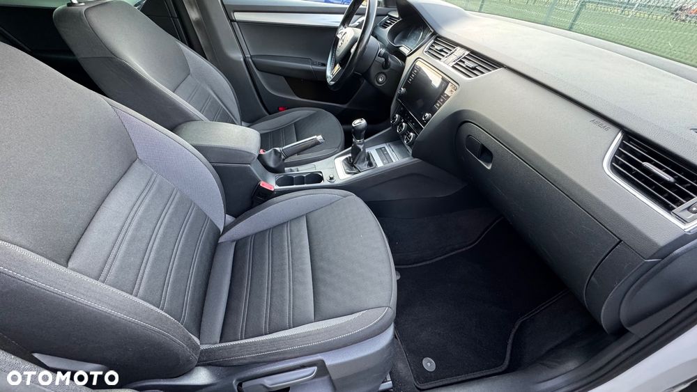 Skoda Octavia 1.6 TDI Ambition - 11