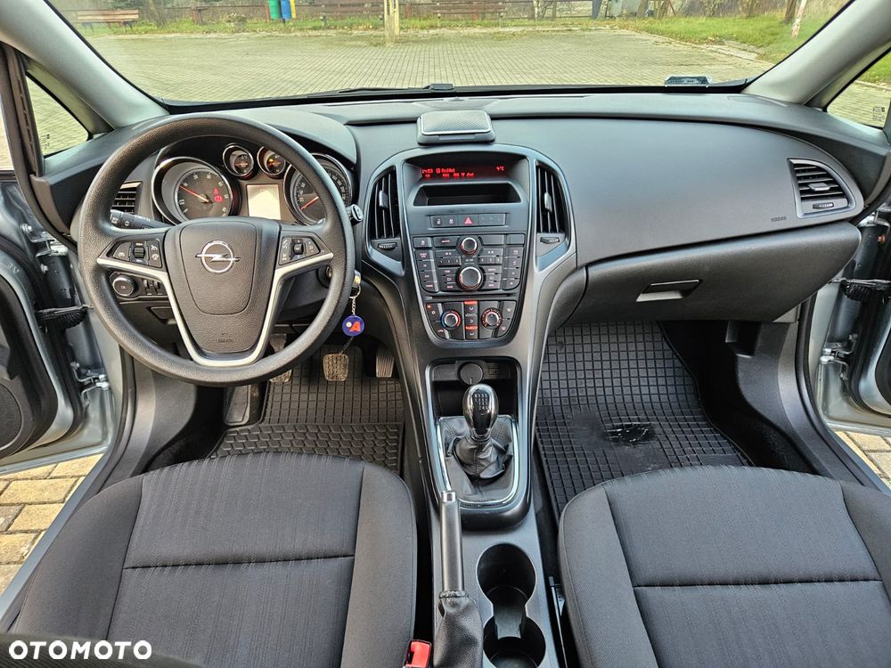 Opel Astra 1.6 CDTI Essentia - 24