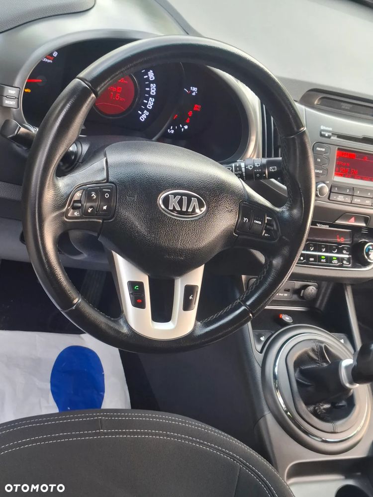 Kia Sportage 1.6 GDI 2WD Fifa World Cup Edition - 17