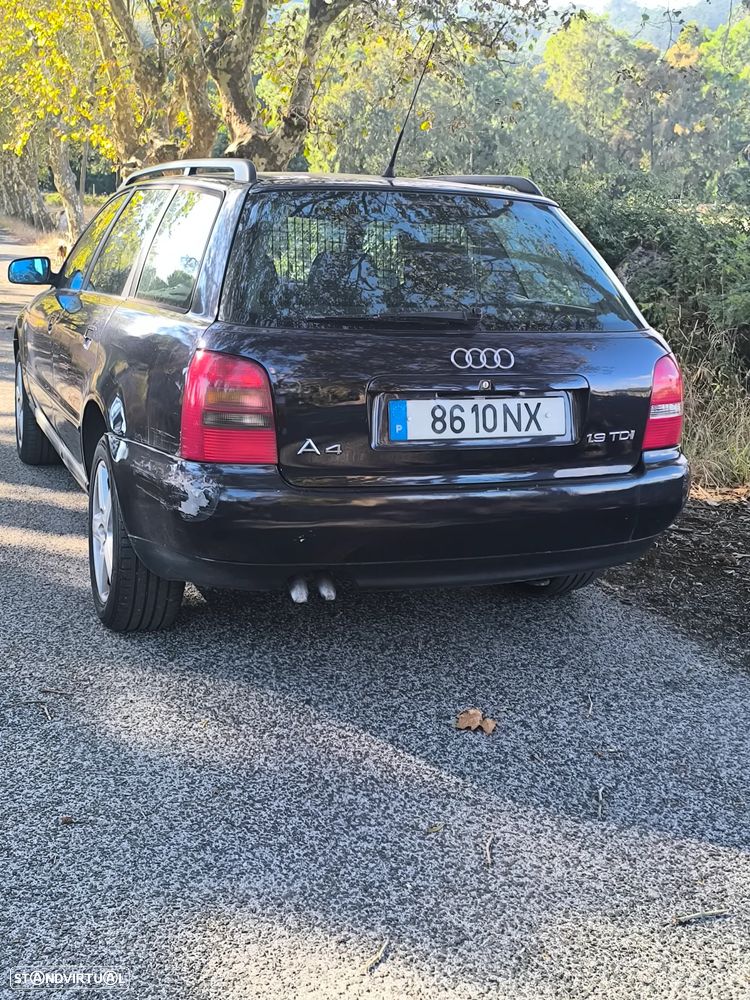 Audi A4 Avant 1.9 TDI Attraction - 2