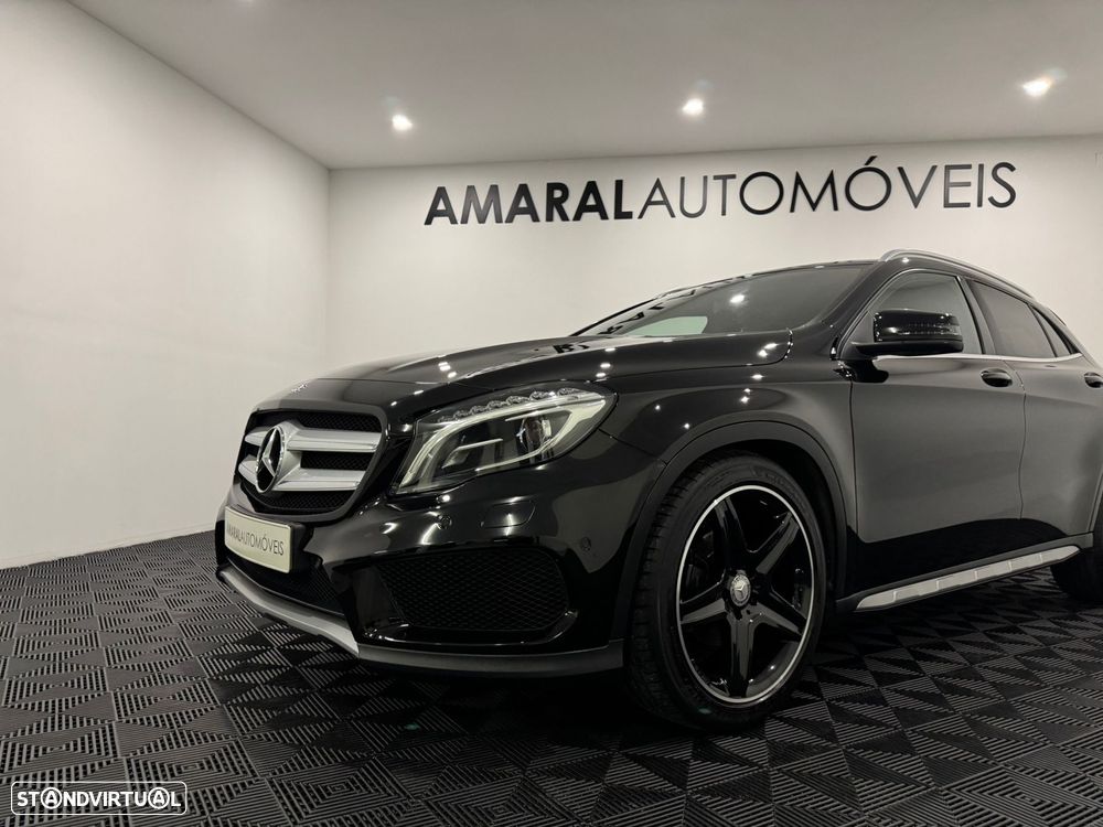 Mercedes-Benz GLA 200 - 12