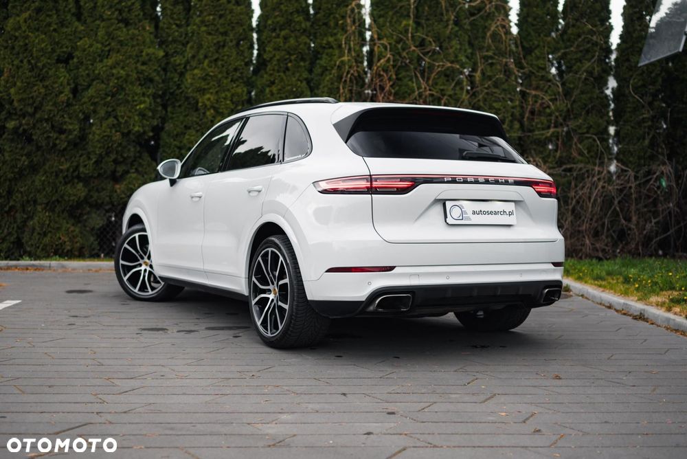 Porsche Cayenne Standard - 6