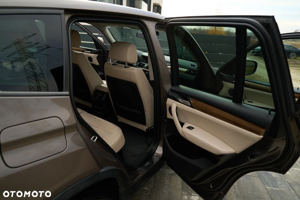 BMW X3 xDrive35i - 14