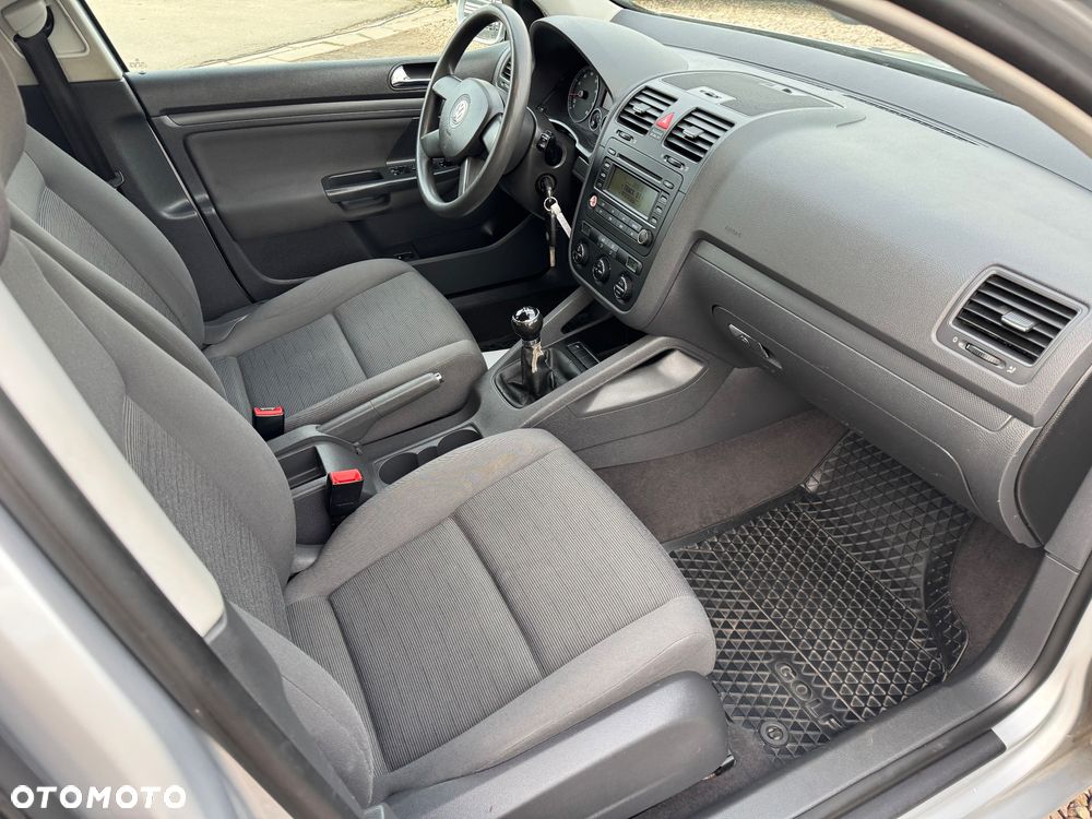 Volkswagen Golf 1.6 Tour - 5