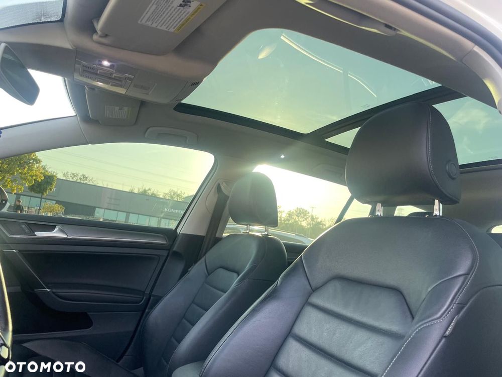 Volkswagen Golf Alltrack - 13