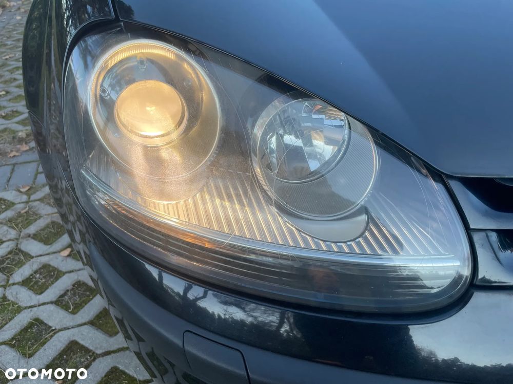 Volkswagen Golf - 16