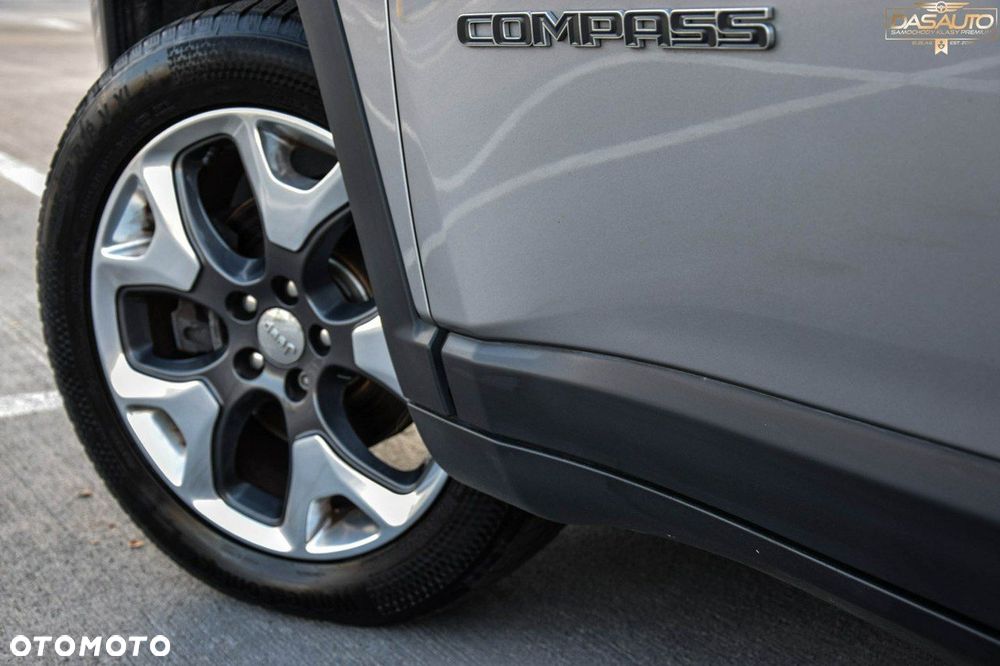 Jeep Compass 1.4 TMair Limited 4WD S&S - 36