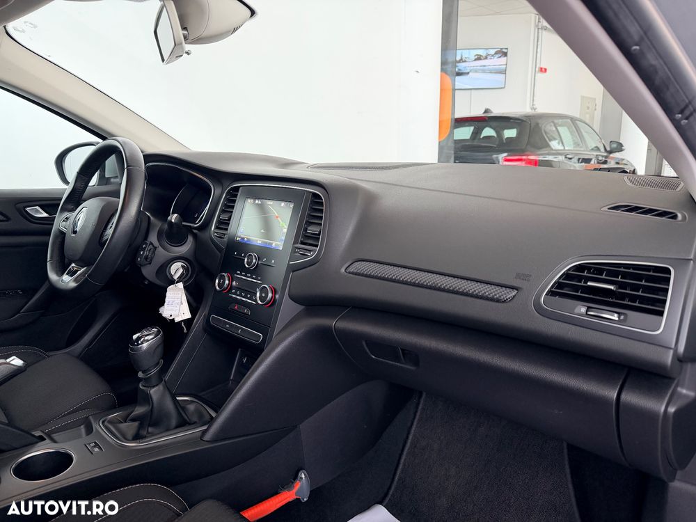 Renault Megane BLUE dCi 115 ZEN - 24